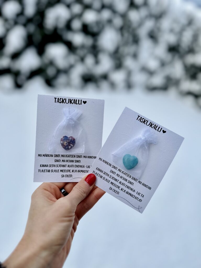 taskukalli kingimeene väike kingituspeg